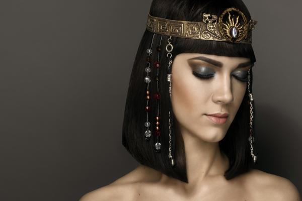 Was Cleopatra Black? No. And here's the proof ....